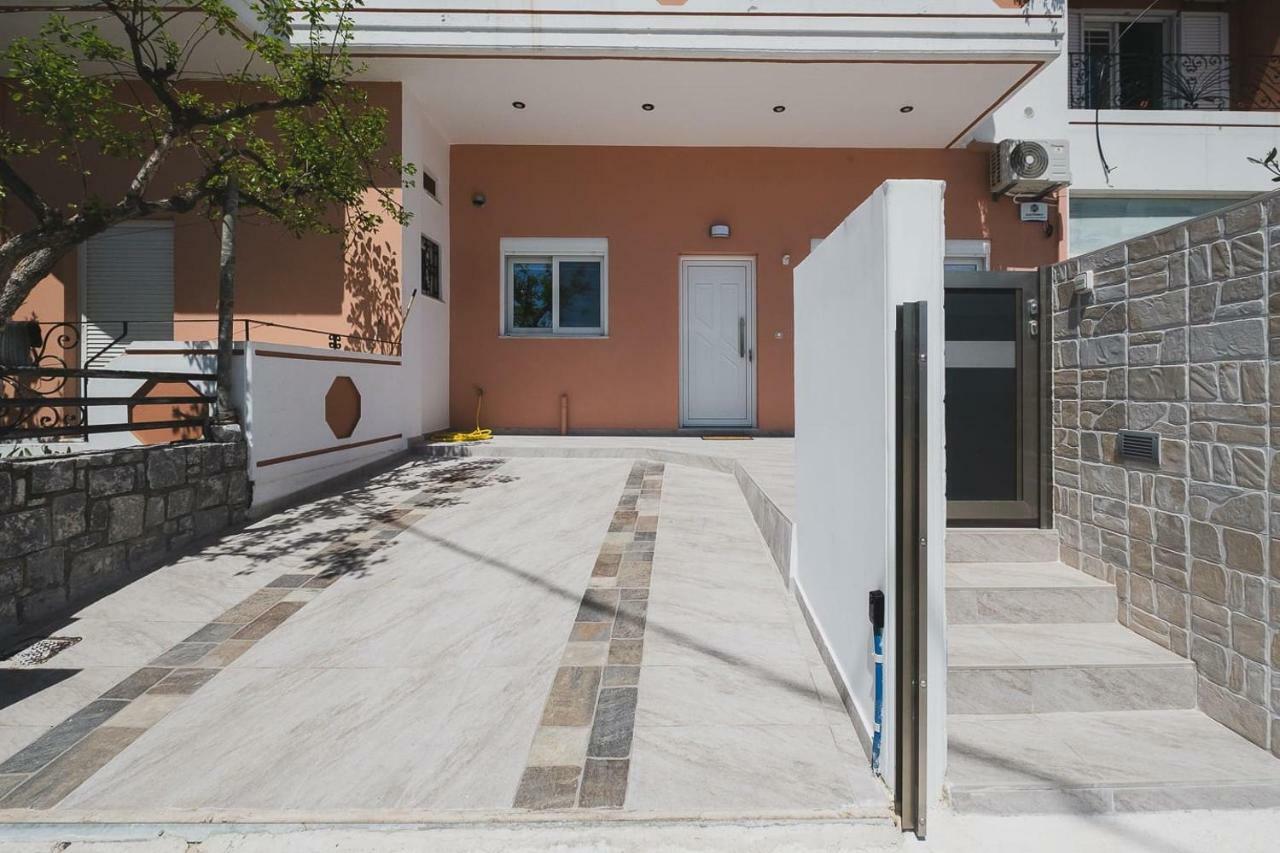 Spacious Home With Parking Chania  ภายนอก รูปภาพ