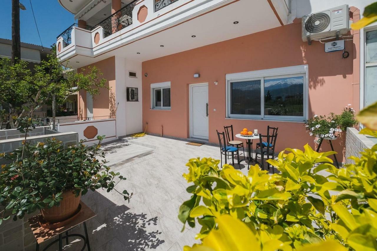 Spacious Home With Parking Chania  ภายนอก รูปภาพ