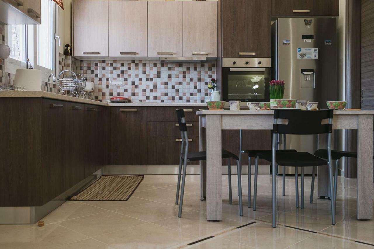 Spacious Home With Parking Chania  ภายนอก รูปภาพ