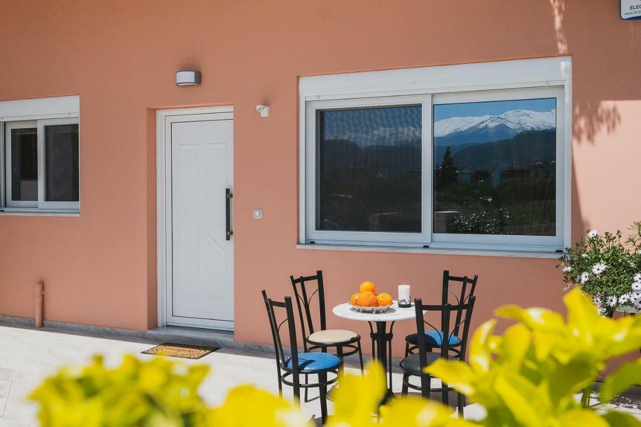 Spacious Home With Parking Chania  ภายนอก รูปภาพ
